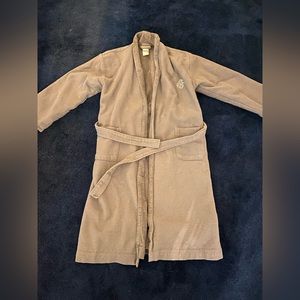 Women’s Pottery Barn Bath Robe